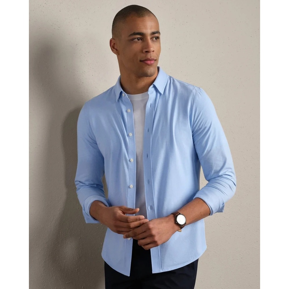 Rhone Commuter Pro Cotton Button Front Shirt in Blue Oxford Size Large